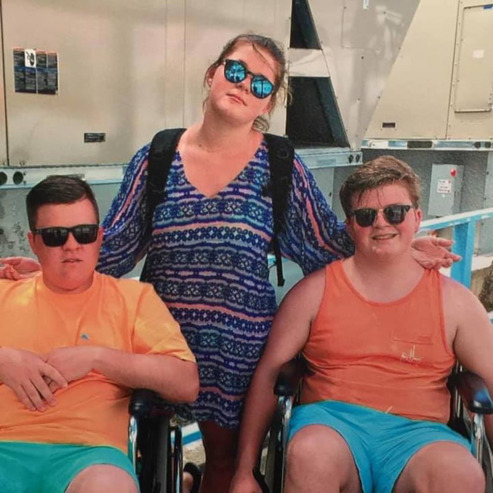 Meet your Posher, Connor